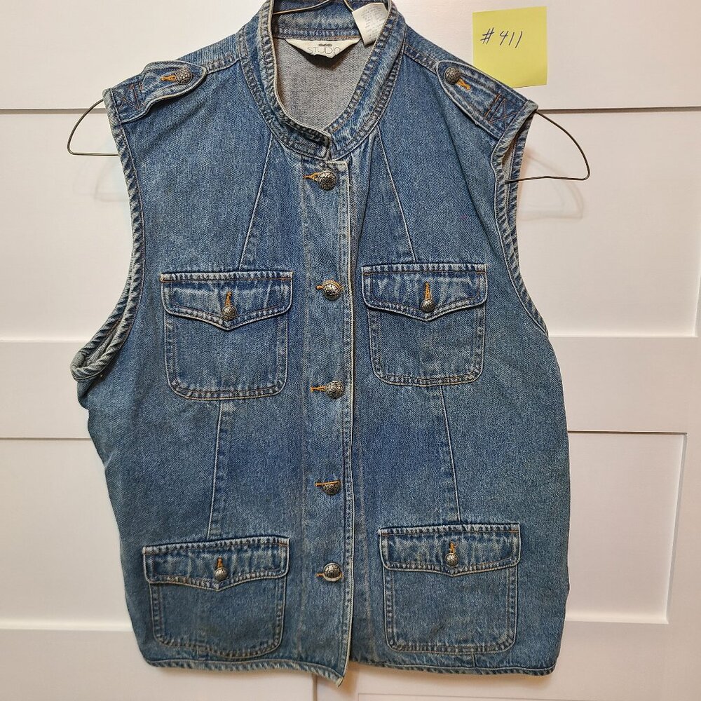 SGS Studio Denim Vest with Decorative Buttons SZ Large